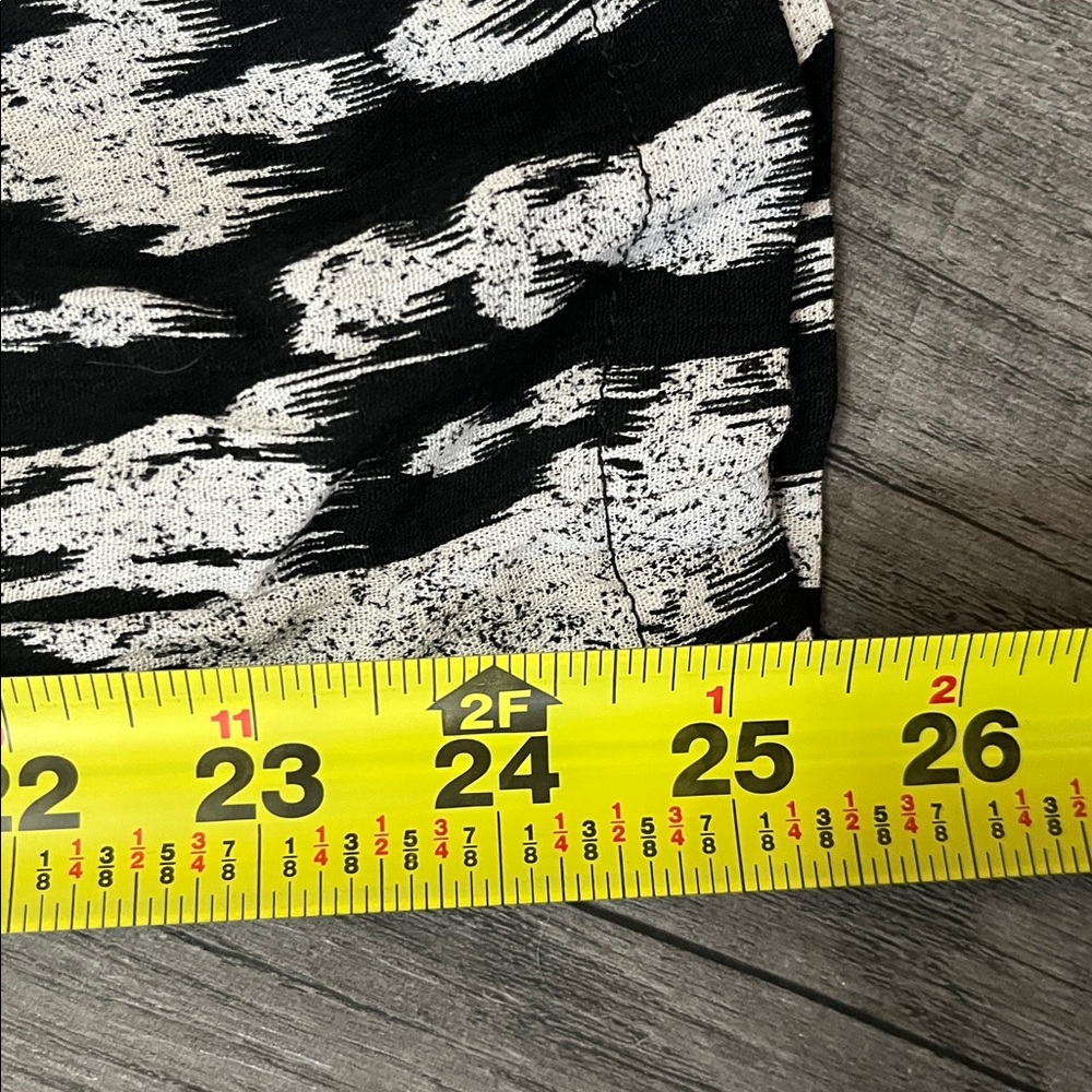 Wide Leg Pant - Picture 6 of 8